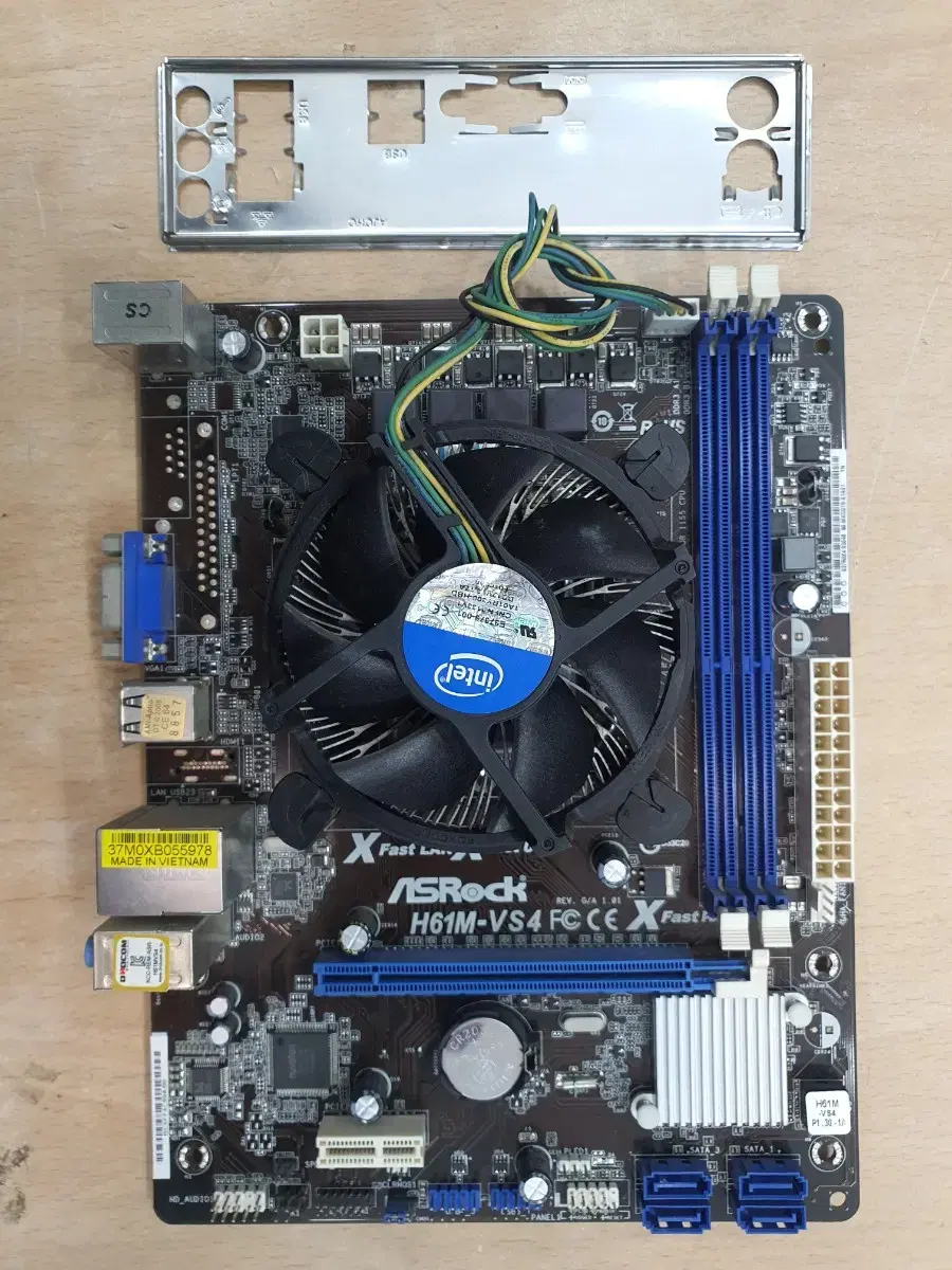 i5-3570 CPU와 ASROCK H61M-VS4 메인보드